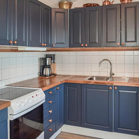 Gorgeous In With Kitchen