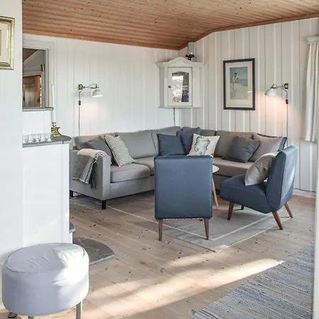 Gorgeous In With Kitchen Semesterbostad *