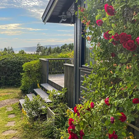 Gorgeous In With Kitchen בית נופש