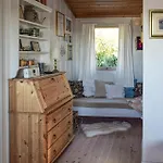 Casa vacanze Gorgeous In With Kitchen Soon